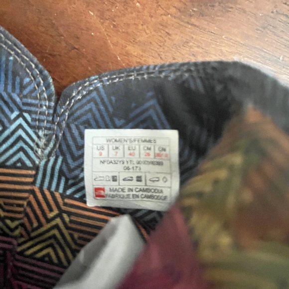 The North Face BridgetonZip Bootie. Dark Gull Grey/TNF Black. Size 9 - Picture 8 of 14